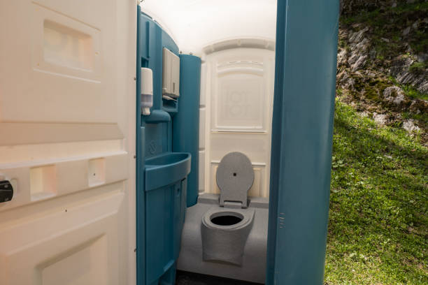 Best Sanitation services for porta potties  in Bourbonnais, IL